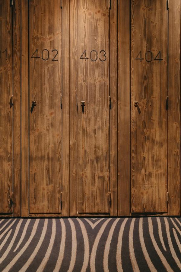 Les Suites - Maison Bouvier ティニュ エクステリア 写真